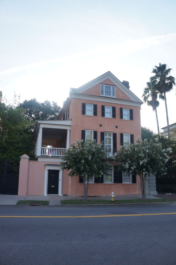 One of the beautiful pastel houses in Charleston, South Carolina with a unique character One of the beautiful pastel houses in Charleston, South Carolina with a unique character