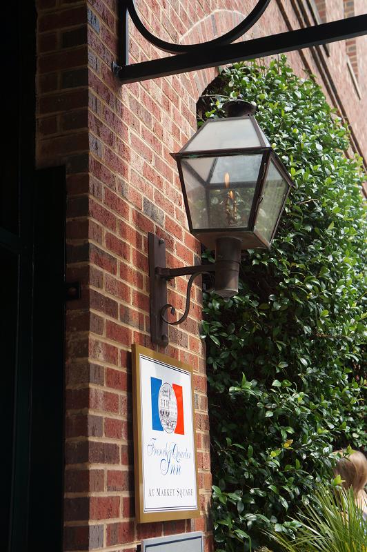 Gas lamps in Charleston, South Carolina Gas lamps in Charleston, South Carolina