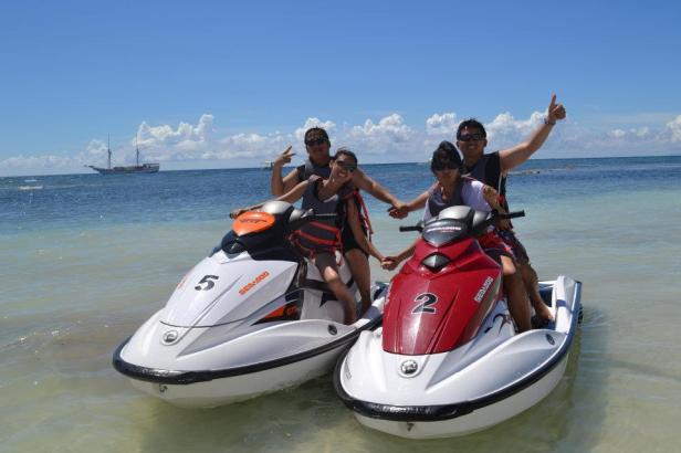 jet ski ride at Dumaluan Beach Resort, Panglao, Bohol, Philippines