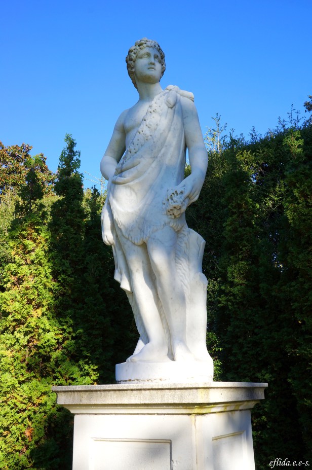 A statue at Tryon Palace and Gardens in New Bern, North Carolina.