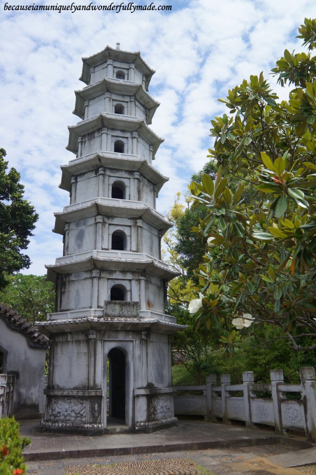 The beautiful Chinese pagoda at Fukushuen Garden 福州園 in downtown Naha 那覇市 Okinawa 沖縄本島, Japan 日本国.