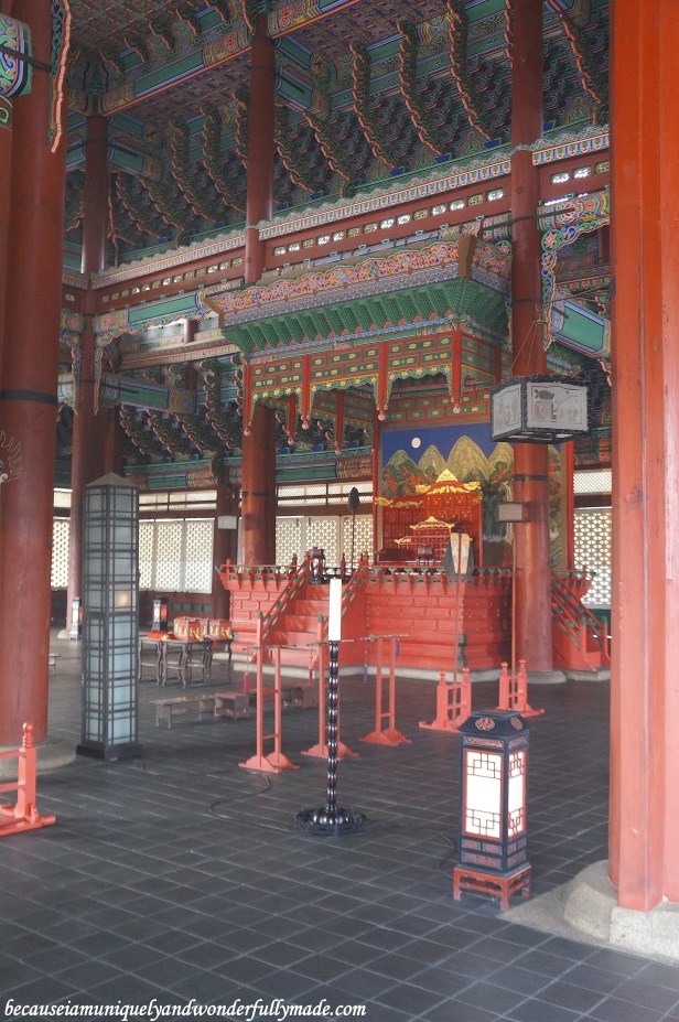 The throne inside  Geunjeongjeon Hall 근정전 at Gyeongbokgung Palace 경복궁 in Seoul, South Korea.