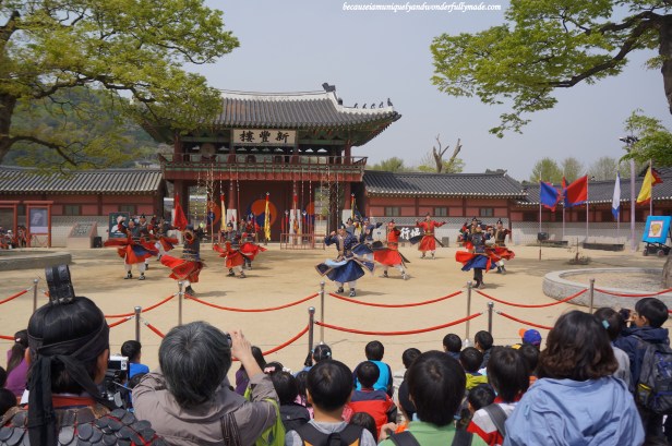 24 Martial Arts Trial Performance (무예24기 시범공연) in front of Sinpungnu Pavilion 신풍루 at Hwaeseong Haenggung Palace 화성행궁 – Suwon 수원, South Korea