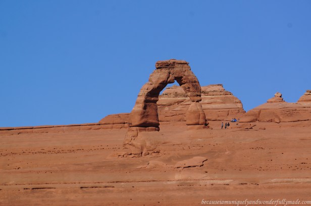 The Delicate Arch at Arches National Park is the most famous and most recognizable arch as depicted on Utah's license plates and on the state's commemorative postage stamp. Arches National Park has the greatest concentration of natural arches in the country, with over 2, 000 documented natural stone arches within the national park's boundaries alone. It is a US National Park in eastern Utah, adjacent to the Colorado River and is located 4 miles (6 km) north of Moab, Utah.